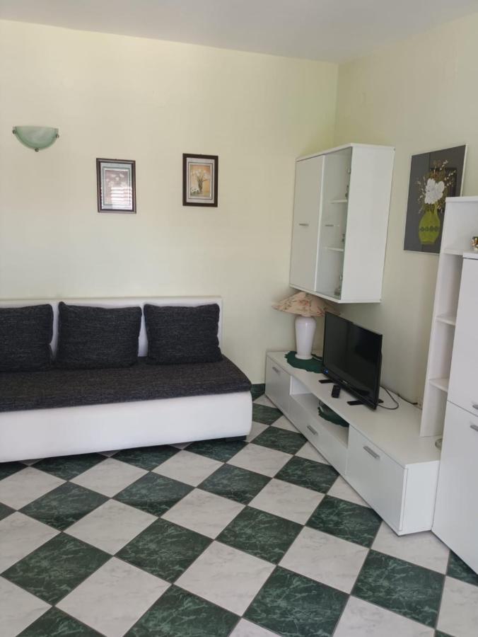 Apartments Martinovic By The Sea Kukljica Luaran gambar