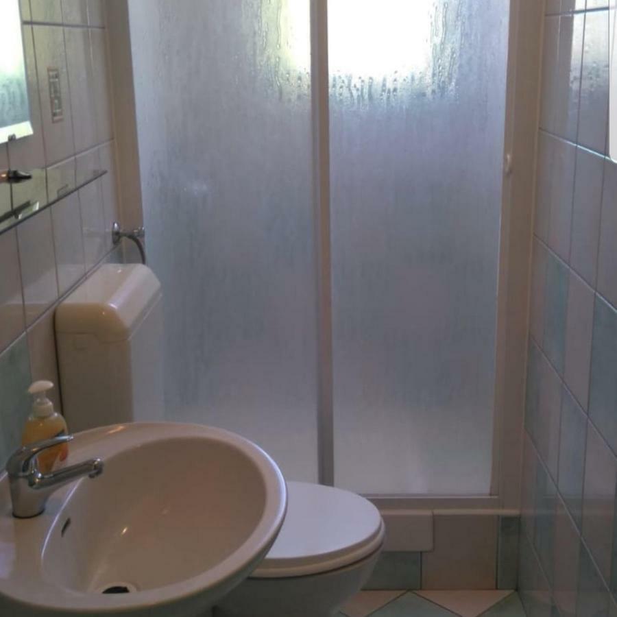 Apartments Martinovic By The Sea Kukljica Luaran gambar