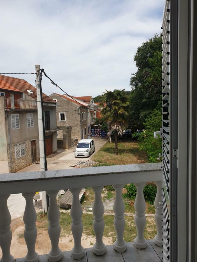 Apartments Martinovic By The Sea Kukljica Luaran gambar