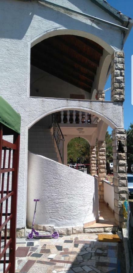 Apartments Martinovic By The Sea Kukljica Luaran gambar